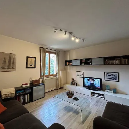 New Garda Golf With Pool And Private Garden Villa Polpenazze del Garda